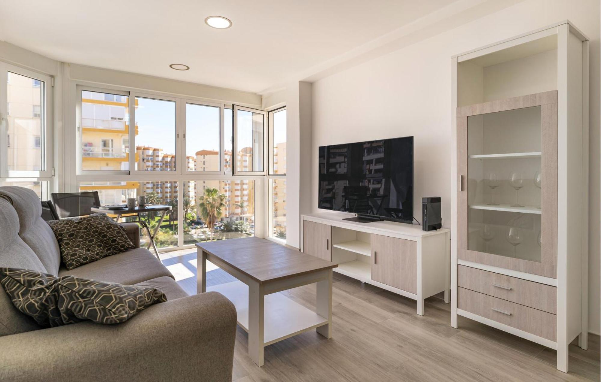 Apartamento Beautiful In Málaga